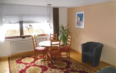 Ein Sitzbereich in der Unterkunft Beautiful Apartment In Schönecken