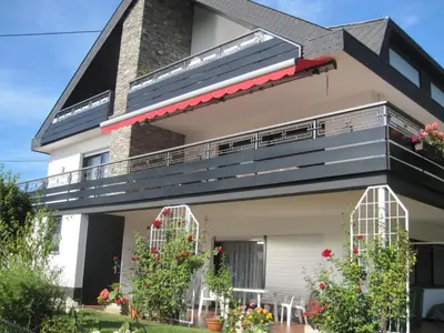 Das Gebäude in dem sich die Ferienwohnung befindet