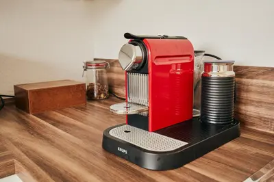 Kaffee-/Teezubehör in der Unterkunft Hotel Parc Fermé am Nürburgring