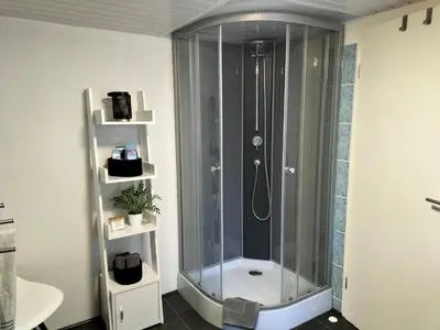 Ein Badezimmer in der Unterkunft Ferienwohnung am Nürburgring 2.OG