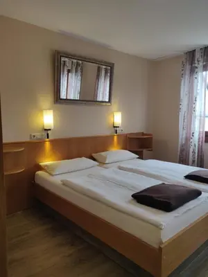Ein Bett oder Betten in einem Zimmer der Unterkunft Alt Reinsport