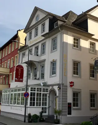Das Gebäude in dem sich das Hotel befindet