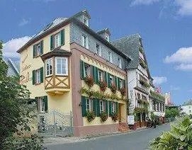 Das Gebäude in dem sich die Pension befindet