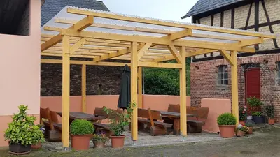 Ein Patio oder anderer Außenbereich in der Unterkunft Zur Dorfschänke