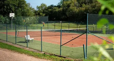 Tennis und/oder Squash in der Unterkunft Victor's Seehotel Weingärtner Bostalsee oder in der Nähe
