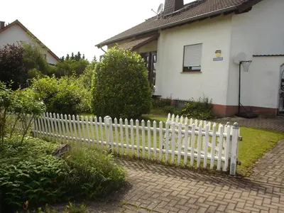 Ein Garten an der Unterkunft Ferienwohnung An der Loreley
