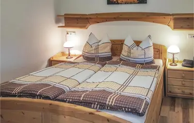 Ein Bett oder Betten in einem Zimmer der Unterkunft Holiday Home Gunderath With Fireplace I