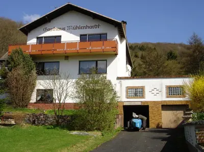 Das Gebäude in dem sich die Pension befindet