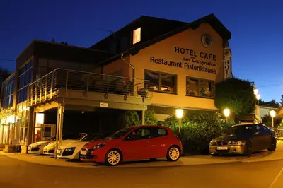 Das Gebäude in dem sich das Hotel befindet