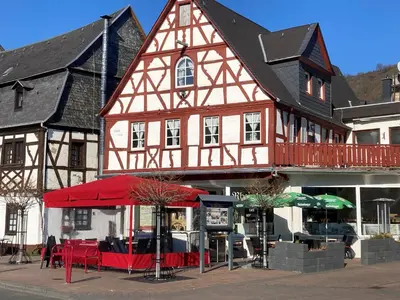 Das Gebäude in dem sich das Hotel befindet