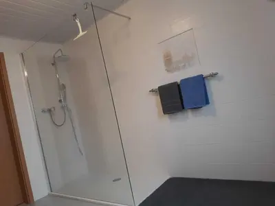 Ein Badezimmer in der Unterkunft Holiday Home Niederehe Romantic Escape