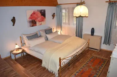 Ein Bett oder Betten in einem Zimmer der Unterkunft Das Pautzen Haus