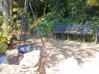 Ein Garten an der Unterkunft Ferienwohnungen Willrich - Ferienwohnung 1