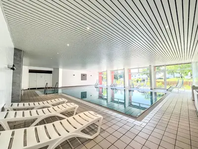 Der Swimmingpool an oder in der Nähe von Apartment Löwenzahn - A808 by Interhome