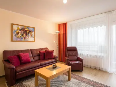 Ein Sitzbereich in der Unterkunft Apartment Löwenzahn - A808 by Interhome