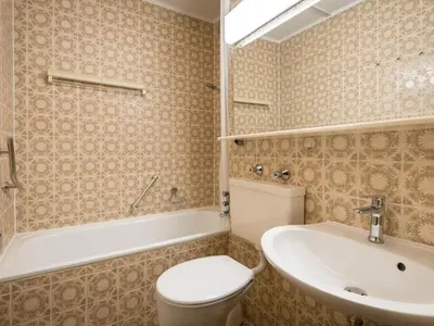 Ein Badezimmer in der Unterkunft Apartment Hunsrückblick - A905 by Interhome
