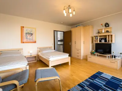 Ein Bett oder Betten in einem Zimmer der Unterkunft Apartment Pusteblume - B609 by Interhome
