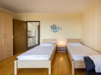 Ein Bett oder Betten in einem Zimmer der Unterkunft Apartment Sonnenblume - B615 by Interhome