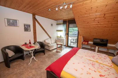 Ein Bett oder Betten in einem Zimmer der Unterkunft Hirschen-Schuster