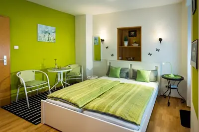 Ein Bett oder Betten in einem Zimmer der Unterkunft Zimmer am Markt