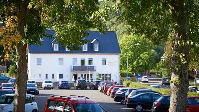 Das Gebäude in dem sich die Ferienwohnung befindet