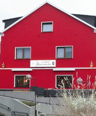 Das Gebäude in dem sich das Gasthaus befindet