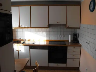 Küche/Küchenzeile in der Unterkunft Ferienwohnung Thielen - Waldrach/Ruwertal