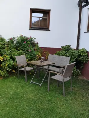 Ein Garten an der Unterkunft Ferienhaus Schmitt