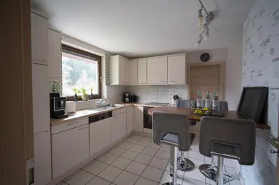 Küche/Küchenzeile in der Unterkunft Ferienwohnung Hoffmann - Eifel
