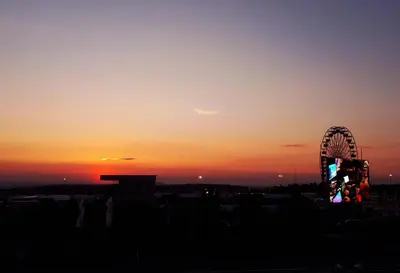 Blick auf den Sonnenuntergang/Sonnenaufgang von des Hotels aus oder aus der Nähe