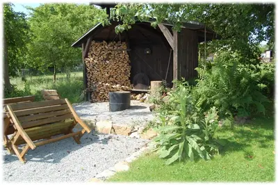 Ein Garten an der Unterkunft Ferienwohnung Hunsrück