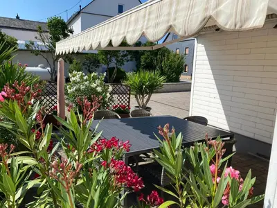 Ein Garten an der Unterkunft Ferienhaus Weins
