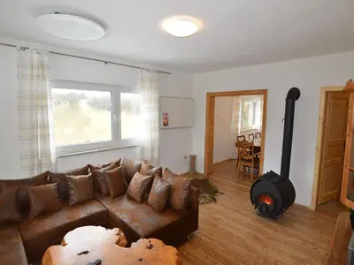 Ein Sitzbereich in der Unterkunft Ferienhaus in Filz in der Eifel