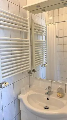 Ein Badezimmer in der Unterkunft Panorama-Café MOSELGARTEN