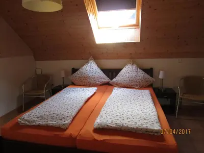 Ein Bett oder Betten in einem Zimmer der Unterkunft Ferienwohnung Hück