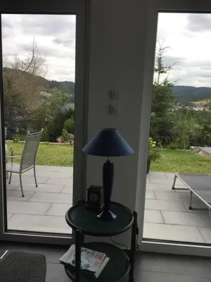 Ein allgemeiner Bergblick oder ein Berglick von der Ferienwohnung aus