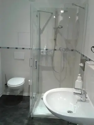 Ein Badezimmer in der Unterkunft Hotel Rhein-Residenz
