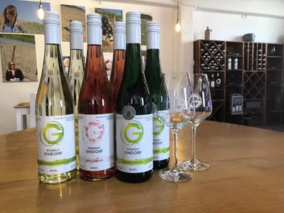 Getränke in der Unterkunft Weingut H. Gindorf