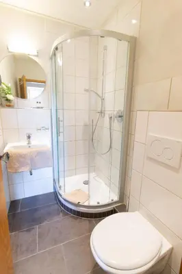Ein Badezimmer in der Unterkunft Weinhof Gassen
