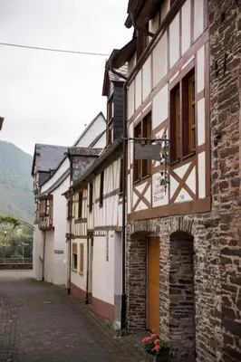 Ein allgemeiner Bergblick oder ein Berglick von des Ferienhauses aus