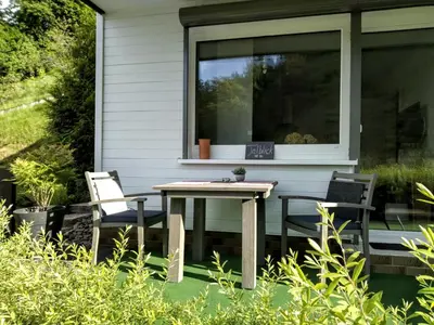 Ein Garten an der Unterkunft Talblick I