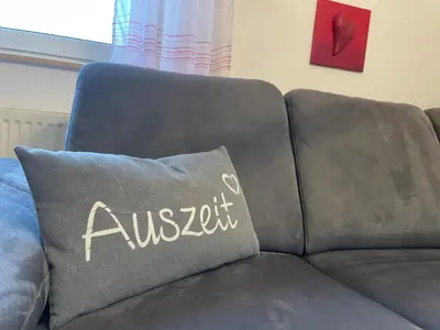 Ein Sitzbereich in der Unterkunft Ferienwohnung Kirschbaum