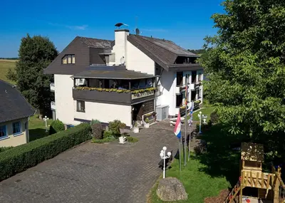 Das Gebäude in dem sich das Hotel befindet