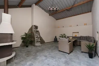 Ein Sitzbereich in der Unterkunft Ferienhaus Moselgasse