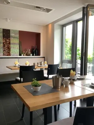Getränke in der Unterkunft Ferienhaus Zenz - Gästezimmer im Winzerhaus