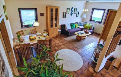 Ein Sitzbereich in der Unterkunft Ferienhaus 11 In Thalfang