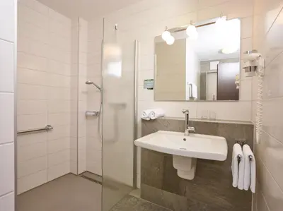 Ein Badezimmer in der Unterkunft Weinhaus am Schieferfels