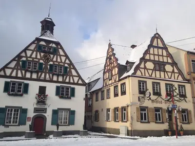 Das Gebäude in dem sich das Hotel befindet