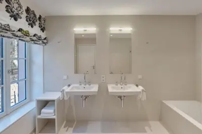 Ein Badezimmer in der Unterkunft Gästehaus Cantzheim