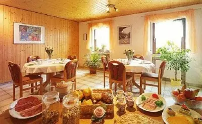 Essen in der Pension oder in der Nähe
